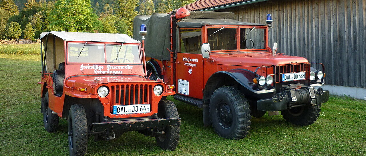 Oldtimer-Fahrzeuge der freiwilligen Feuerwehr Schwangau
